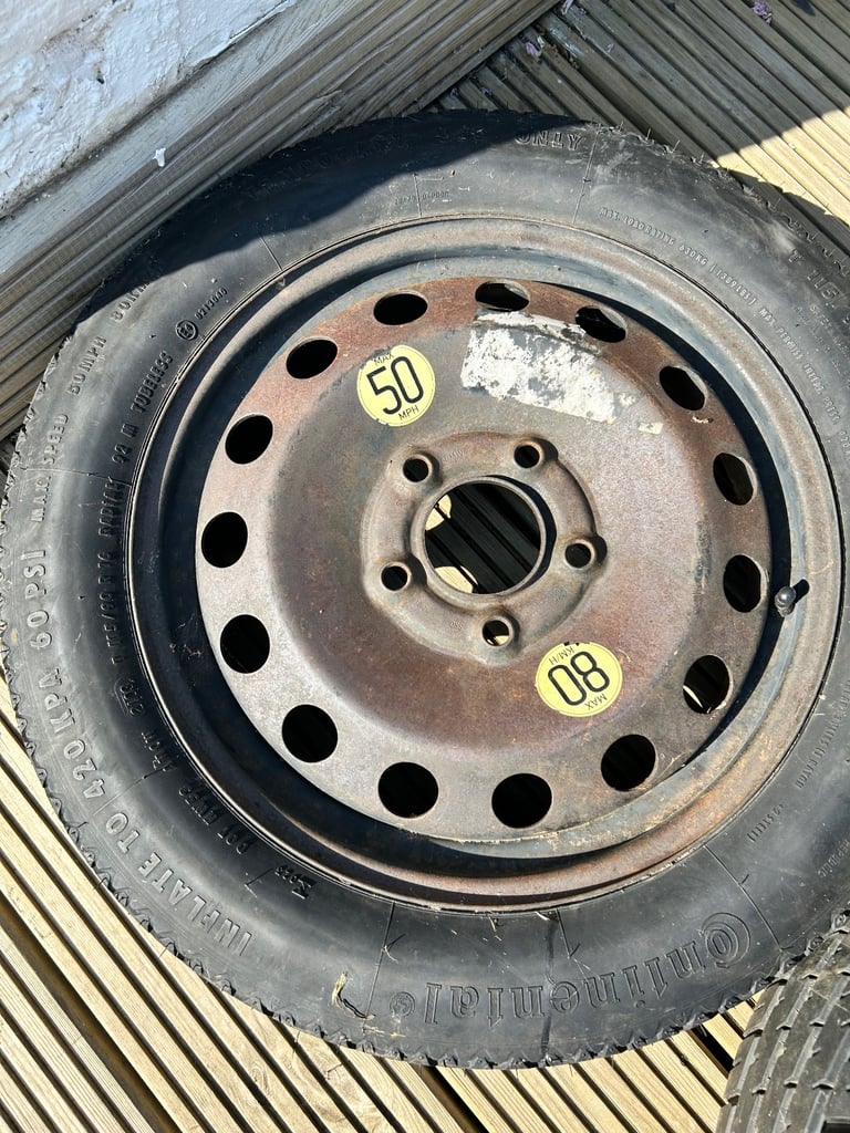 image for BMW space saver free (tyre cracked)