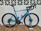 Giant Defy 1 Aluxx Disc road bike, size M/L