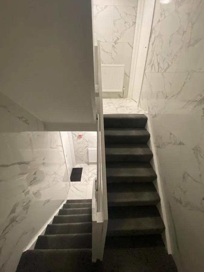 R2HMO/SL Modern 6 Bed House in Uxbridge UB8