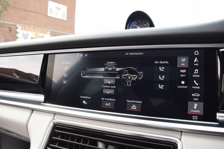  Porsche Panamera 4.0T V8 Turbo Sport Turismo PDK 4WD Euro 6 (s/s) 5dr Petrol Automatic