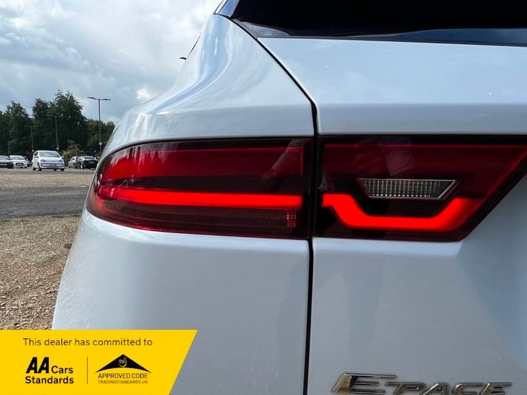 Jaguar E-PACE R-DYNAMIC S AUTOMATIC