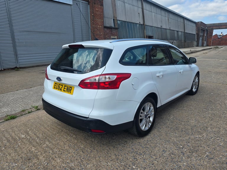 2012 Ford Focus 1.6 TDCi 115 Edge 5dr ESTATE Diesel Manual - Image 4