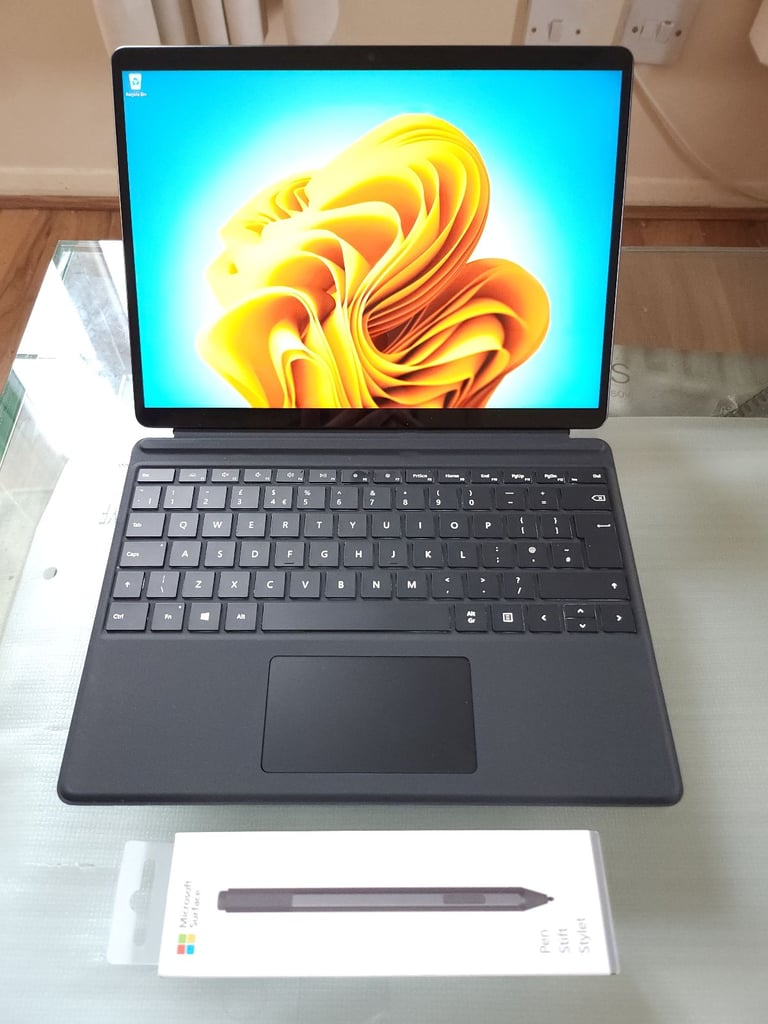 image for ❤️ Microsoft Surface Pro 8 13” 3K Touch i5-11th Gen 8GB RAM 128GB SDD Laptop Tablet Keyboard Stylus