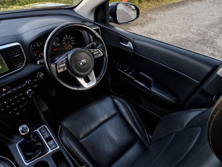 2019 Kia Sportage 1.6 GDi Platinum Edition SUV 5dr Petrol Manual Euro 6 (s/s) (130 bhp) ESTATE Pe...