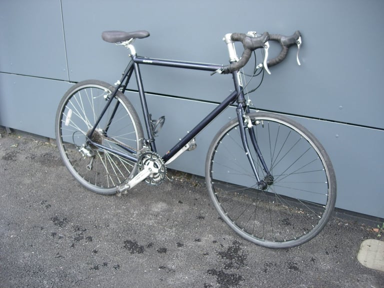 Large Road/ Touring/ Commuter Bike By Jamis, Reynolds 520 , Blue, JUST SERVICED/ CHEAP PRICE!!!