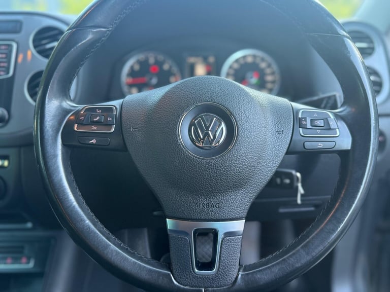 2015 Volkswagen Tiguan 2.0 TDI BlueMotion Tech Match DSG 4WD Euro 6 (s/s) 5dr ESTATE Diesel Autom...