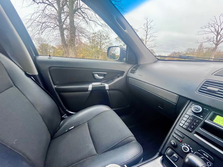 2010 Volvo XC90 2.4 D5 Active 5dr Geartronic Diesel