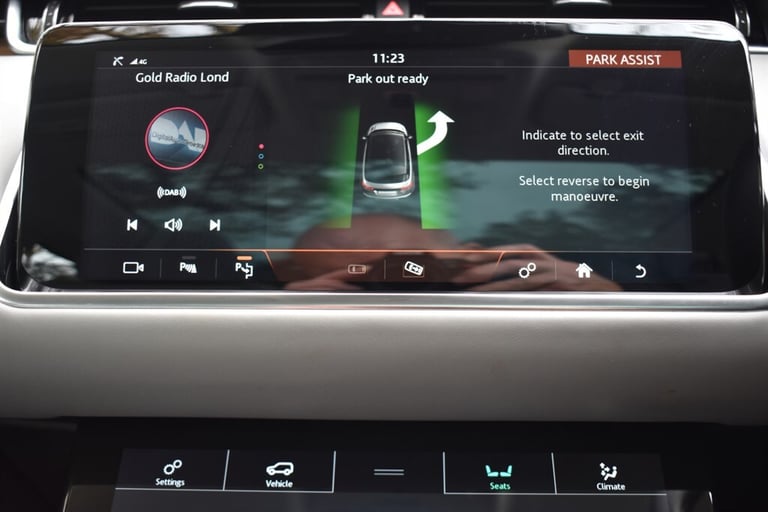 2020 Land Rover Range Rover Evoque HSE+Panoramic Roof Plus Much More!!! Estate Petrol Automatic