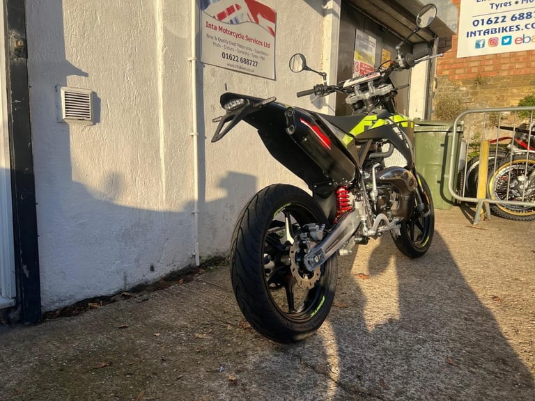 NEW FANTIC XM50 SUPERMOTO 2025 50cc
