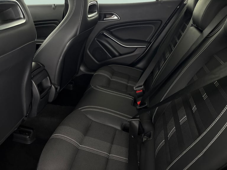 2019 Mercedes-Benz GLA 1.6 GLA180 GPF Urban Edition SUV 5dr Petrol 7G-DCT Euro 6 (s/s) (122 ps) -...