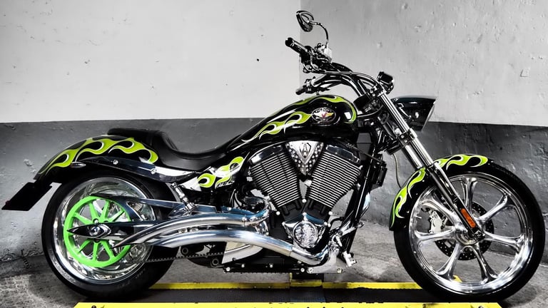 2007 Victory Jackpot Arlen Ness ,Custom Cruiser 4k , Big radius pipes, See video