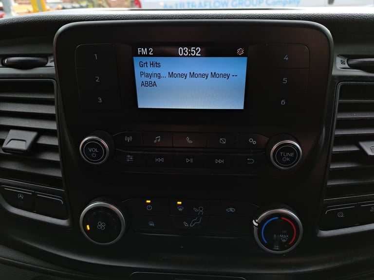 2021 Ford Transit 2.0 350 EcoBlue Leader Luton Van 2dr Diesel Manual RWD L3