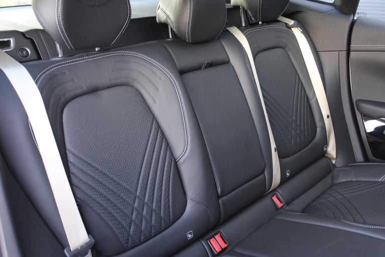 2023 Aston Martin DBX V8 550 5dr Touchtronic HATCHBACK PETROL Automatic