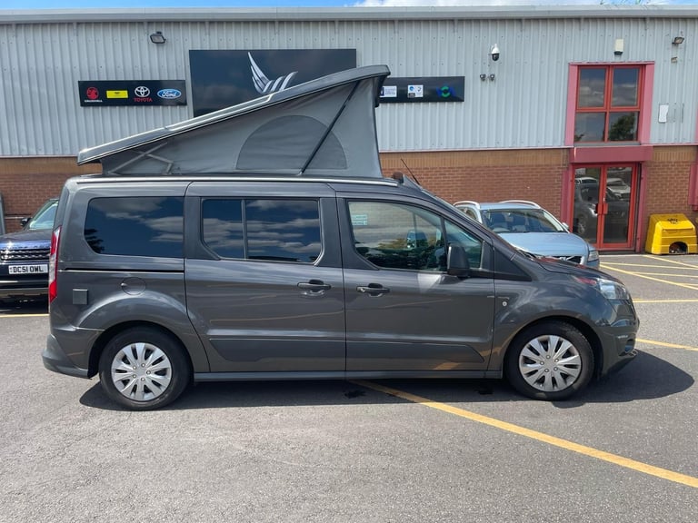 Ford TOURNEO CONNECT GRD ZETEC