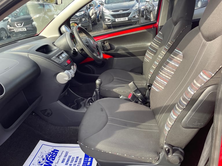 * 2013 CITROEN C1 1.0i VTR 3 DOOR + £20 ROAD TAX + IDEAL FIRST CAR * 