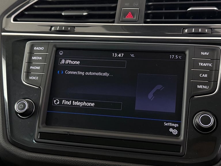 2017 Volkswagen Tiguan 2.0 TDI BlueMotion Tech SE Navigation Euro 6 (s/s) 5dr ESTATE Diesel Manual