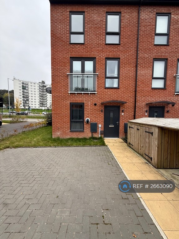 2 bedroom house in Copper Beech Court, Leeds, LS16 (2 bed) (#2663090)
