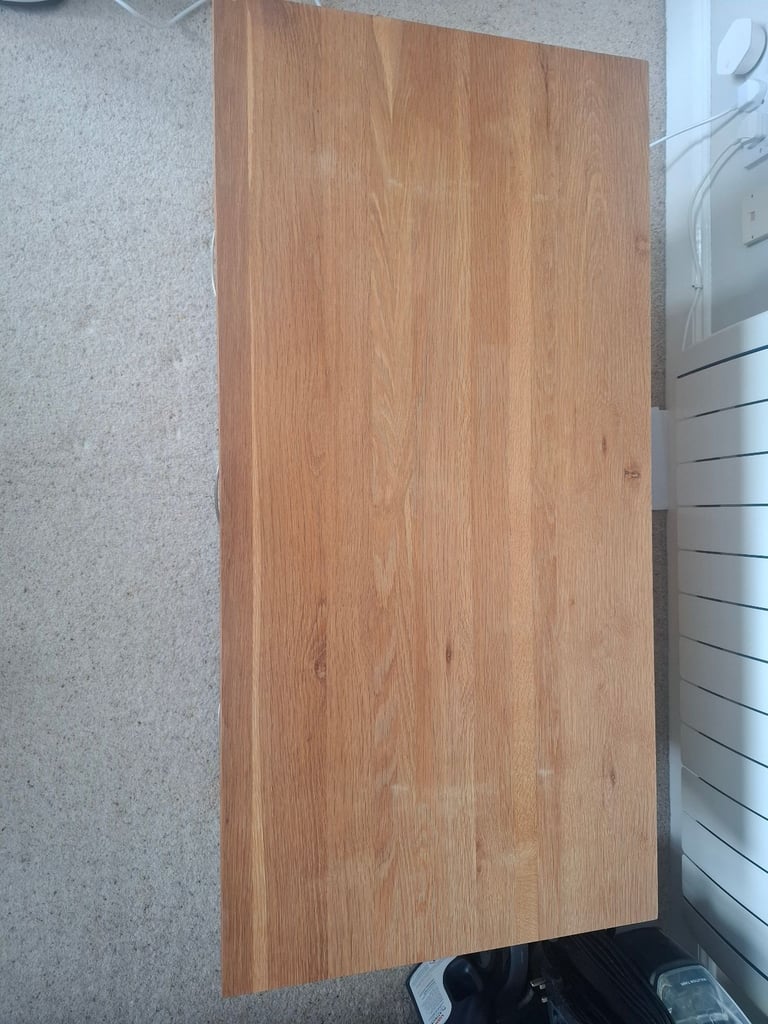 3 matching Solid Oak coffee tables / TV cabinet