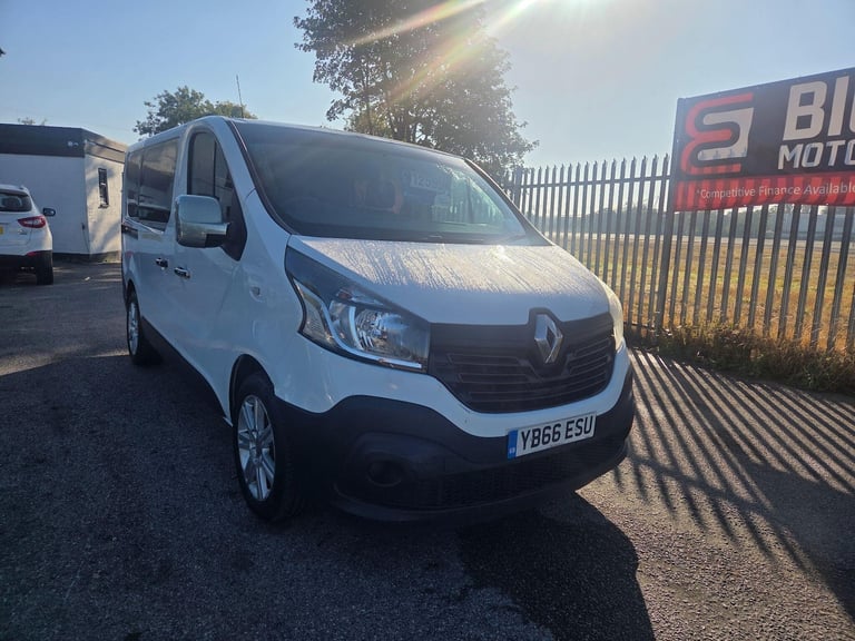 2017 Renault Trafic 1.6 dCi ENERGY 29 Business LWB Euro 6 (s/s) 5dr (9 Seat) MPV Diesel Manual