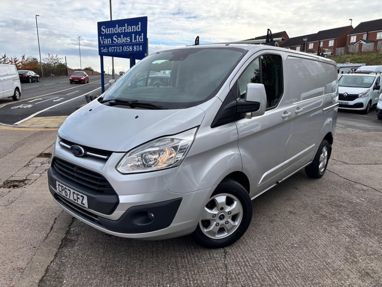 2017 Ford Transit Custom 2.0 TDCi 130ps Low Roof Limited Van PANEL VAN DIESEL Manual