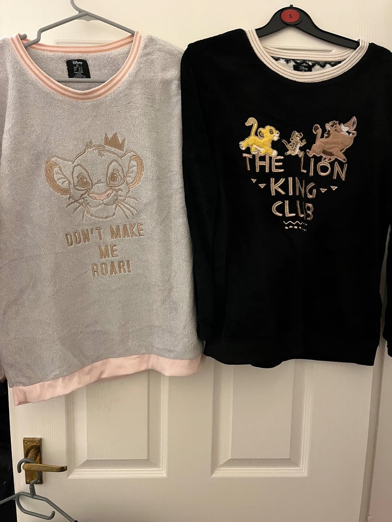 Women’s Disney clothing 