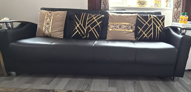 *Comfortable Sofa With all Cushions in just £85 | Can Arrange Delivery
