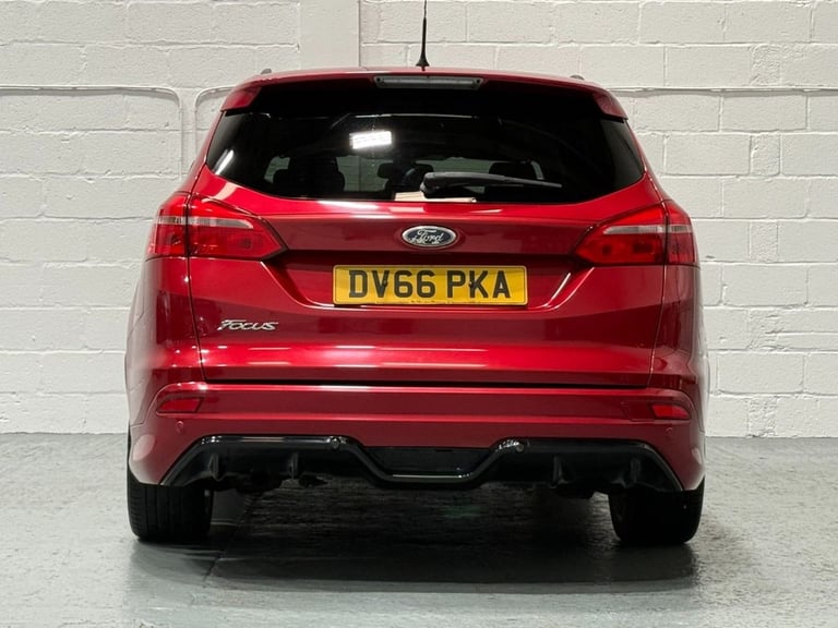 2016 Ford Focus 1.5 TDCi EcoBoost ST-Line Estate 5dr Diesel Manual Euro 6 (s/s) (120 ps) Estate D...