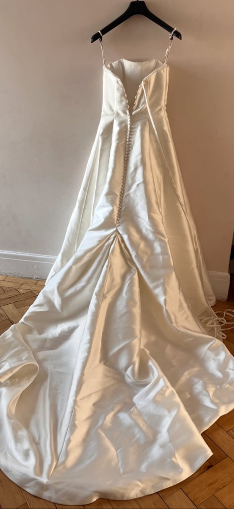 Ivory wedding dress size 10