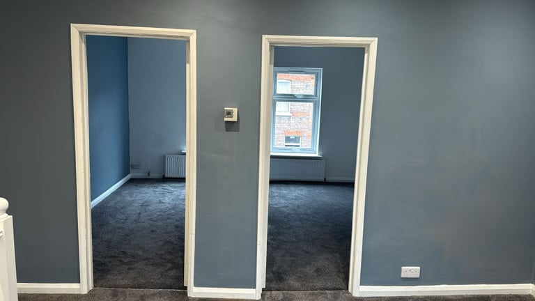 *** 2 BEDROOM FLAT*** FULLY REFURBISHED***NEAR TO STATION*** FAMILIES ONLY 