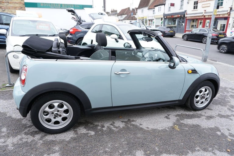 2013 MINI Convertible 1.6 Cooper 2dr CONVERTIBLE PETROL Manual
