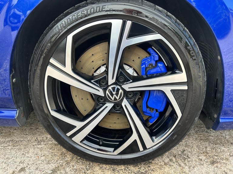2021 VOLKSWAGEN GOLF MK8 2.0 TSI 320 R 4Motion 5dr DSG