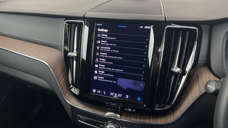 2022 Volvo XC60 Ultimate, B5 AWD mild hybrid, Petrol, Dark Estate Petrol Automatic