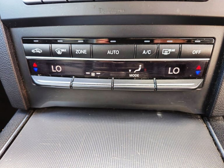2013 Mercedes-Benz E-Class 2.1 E220 CDI AMG Sport Cabriolet 2dr Diesel G-Tronic+ Euro 5 (s/s) (17...