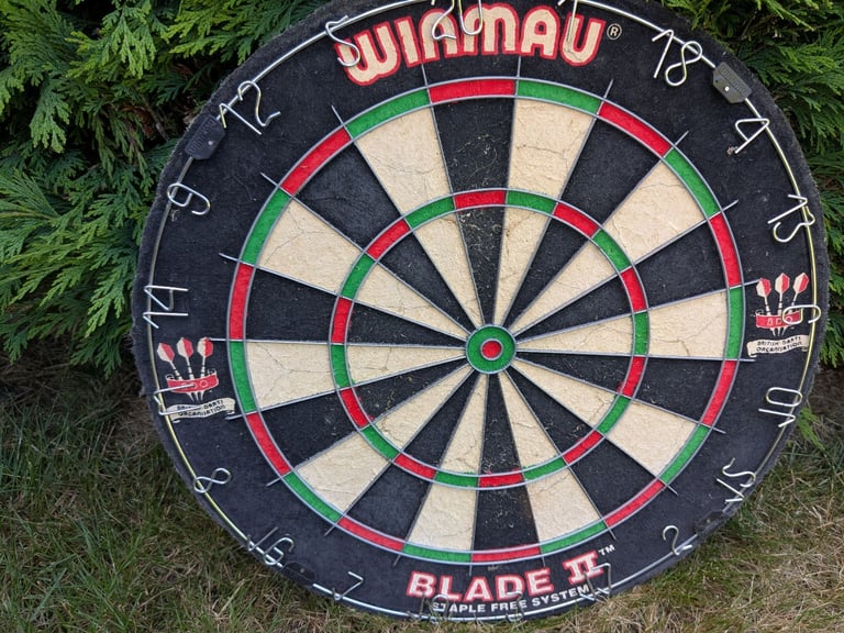 image for Winmau Blade 2 Dart Board