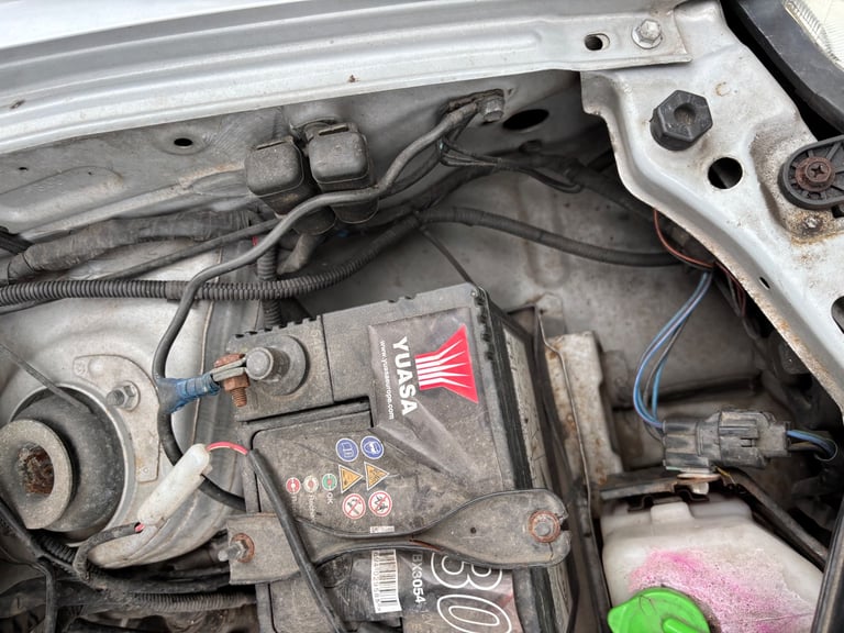 Suzuki, IGNIS, Hatchback, 2004, Manual, 1490 (cc), 3 doors