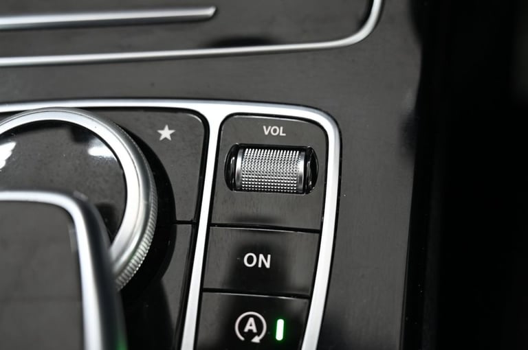 2014 64 MERCEDES-BENZ C-CLASS 2.1 C220 BLUETEC SPORT SALOON 4DR DIESEL G-TRONIC+