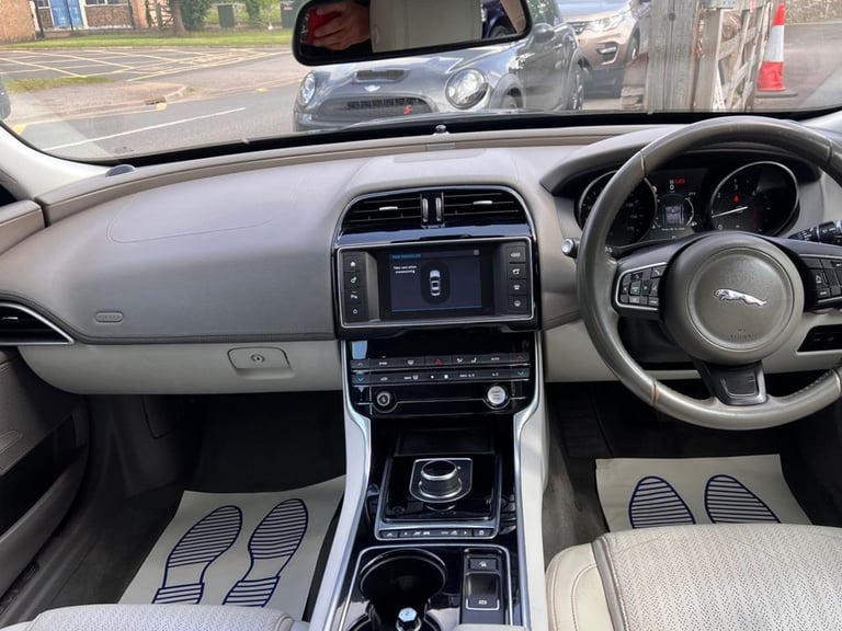 2017 17 JAGUAR XE 2.0D PORTFOLIO SALOON 4DR DIESEL AUTO EURO 6 (S/S) (180 PS) DI