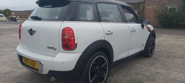 MINI COUNTRYMAN 1.6D ALL4 ONLY 48000 MILES