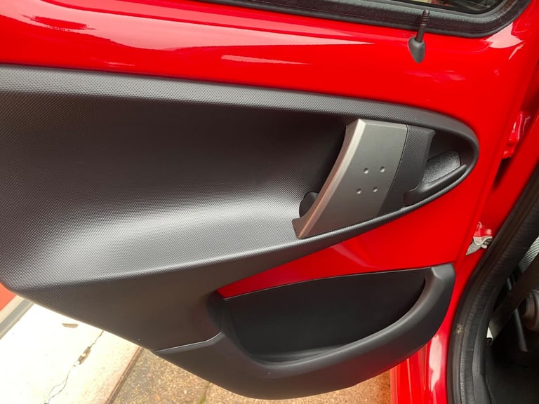 2014 Toyota AYGO 1.0 VVT-i Move MultiMode Euro 5 5dr HATCHBACK Petrol Automatic