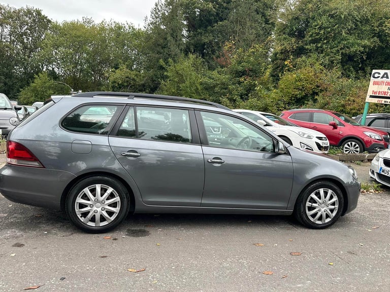 image for Volkswagen Golf Estate 1.6L Diesel! Only £20 Road Tax!
