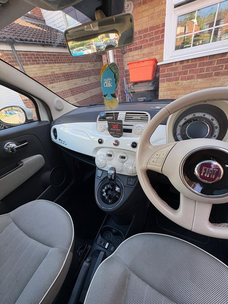Fiat, 500, Hatchback, 2011, Semi-Auto, 875 (cc), 3 doors
