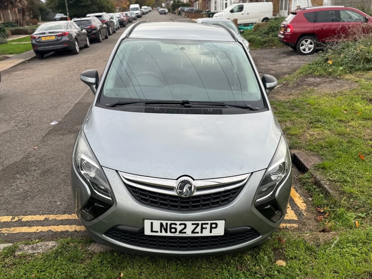 2012 Vauxhall Zafira 1.8i Exclusiv 5dr MPV Petrol Manual