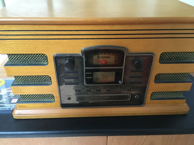 VINTAGE STYLE STEEPLETONE 'EDINBURGH' VINYL RECORD, CD AND TAPE PLAYER