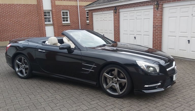 Mercedes Benz SL500 AMG Sport - Exceptional condition throughout.
