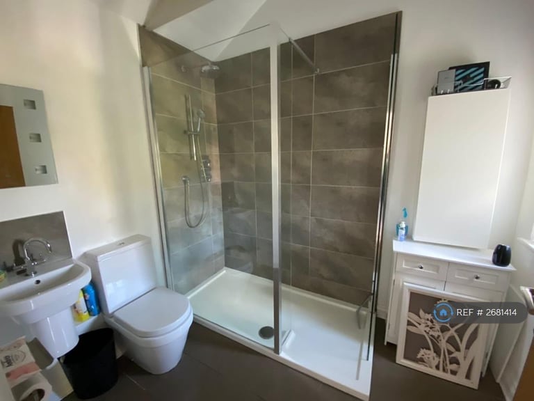 3 bedroom house in Castle Hill, Lostwithiel, PL22 (3 bed) (#2681414)