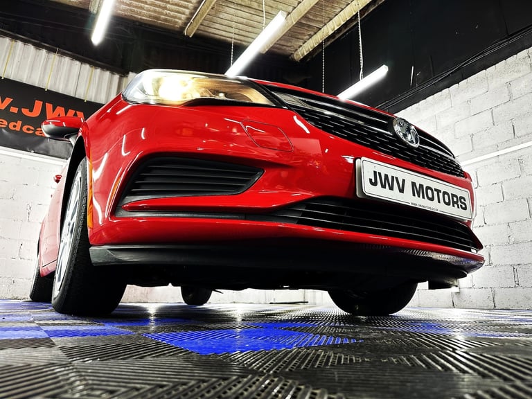 2016 Vauxhall Astra 1.0i Turbo ecoFLEX Tech Line Hatchback 5dr Petrol Manual