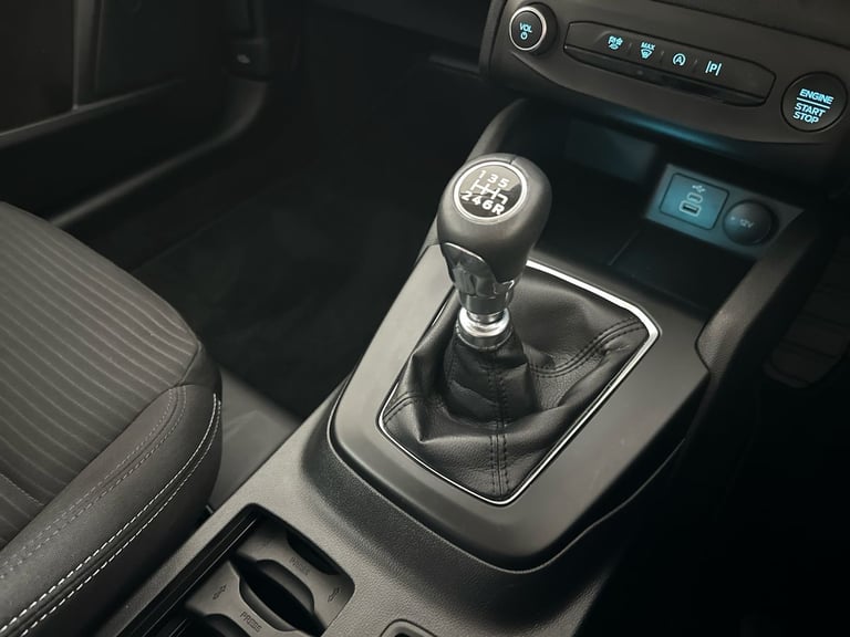 2022 Ford Focus 5Dr Titanium 1.0 MHEV 155PS Hatchback Petrol Manual