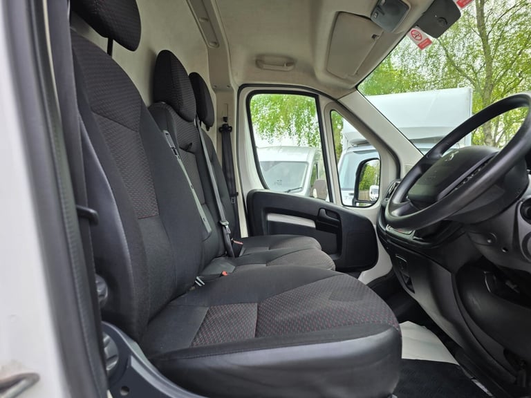 2020 PEUGEOT BOXER 2.2 BlueHDi LWB L3 H2 Professional Van 140ps (LOW MILEAGE)