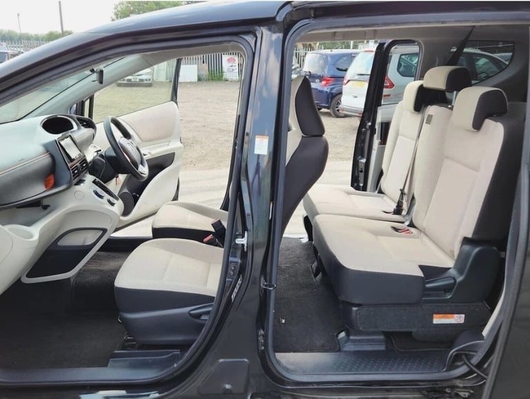 Toyota Corolla Sienta Hybrid 1.5 Auto 7 Seater ULEZ Compliant MPV Hybrid Electric Automatic