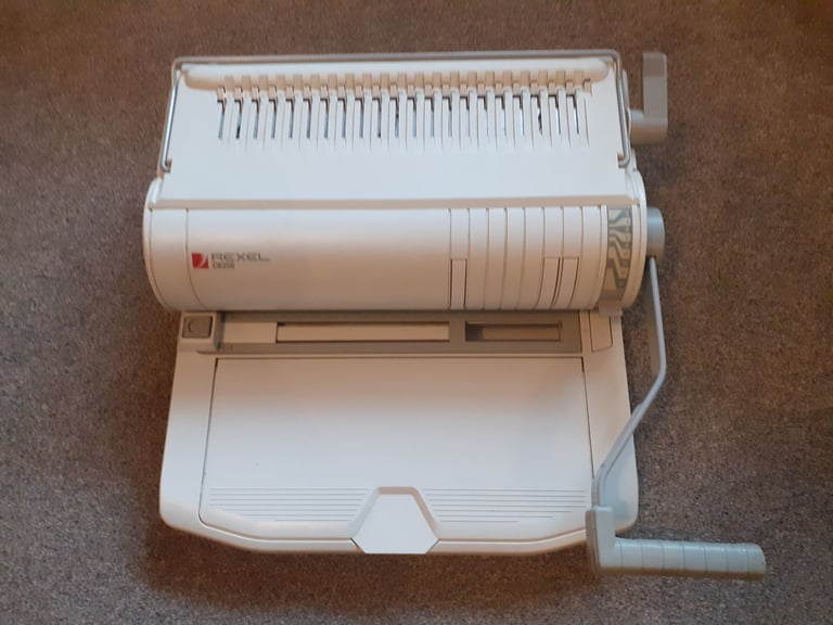 Comb Binding Machine A4 Hand Operated Rexel Model CB 350 21 Rings